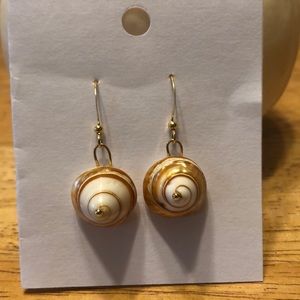 Handmade ❤️ Shell Earrings